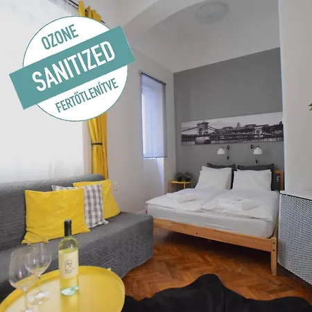 Standard Apartment By Hi5 - Chainbridge Apartment