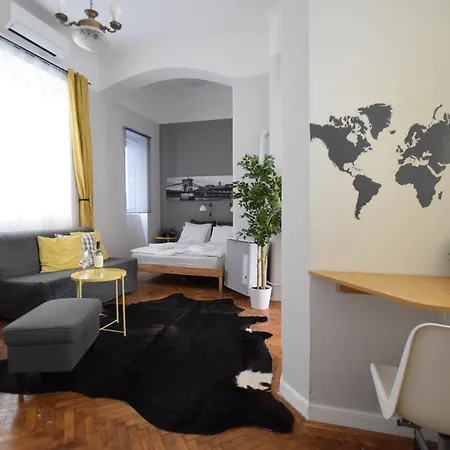 Apartment Standard Apartment By Hi5 - Chainbridge Budapest