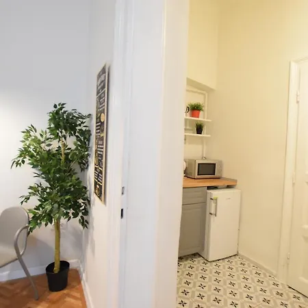 Apartment Standard Apartment By Hi5 - Chainbridge *