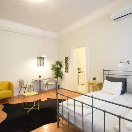 Standard Apartment By Hi5 - Chainbridge