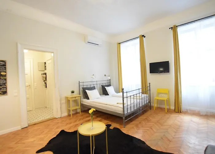 Standard By Hi5 - Chainbridge Appartement *